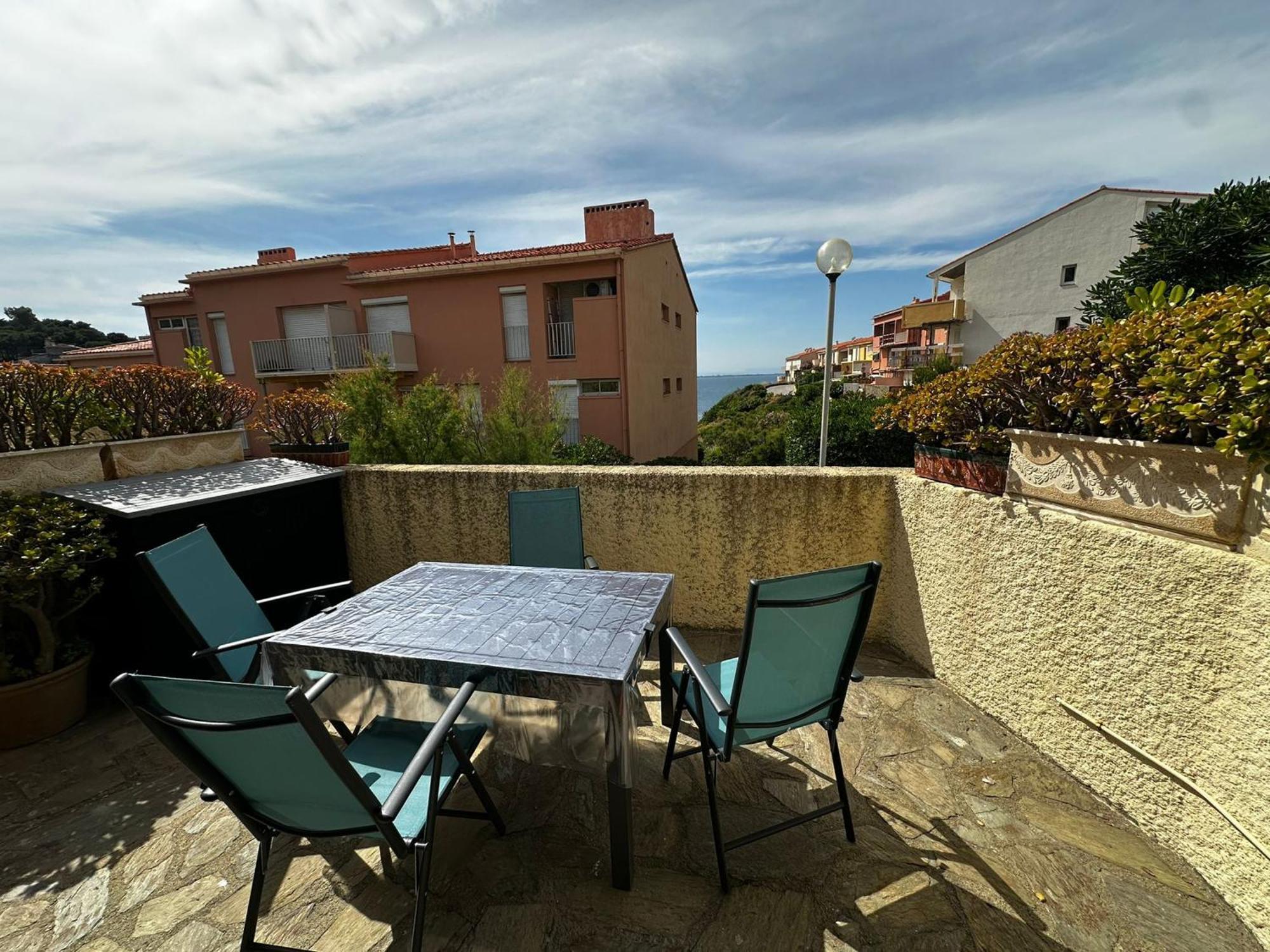 T3 A Collioure, 30m Des Plages, Terrasse Et Parking - Fr-1-309-520